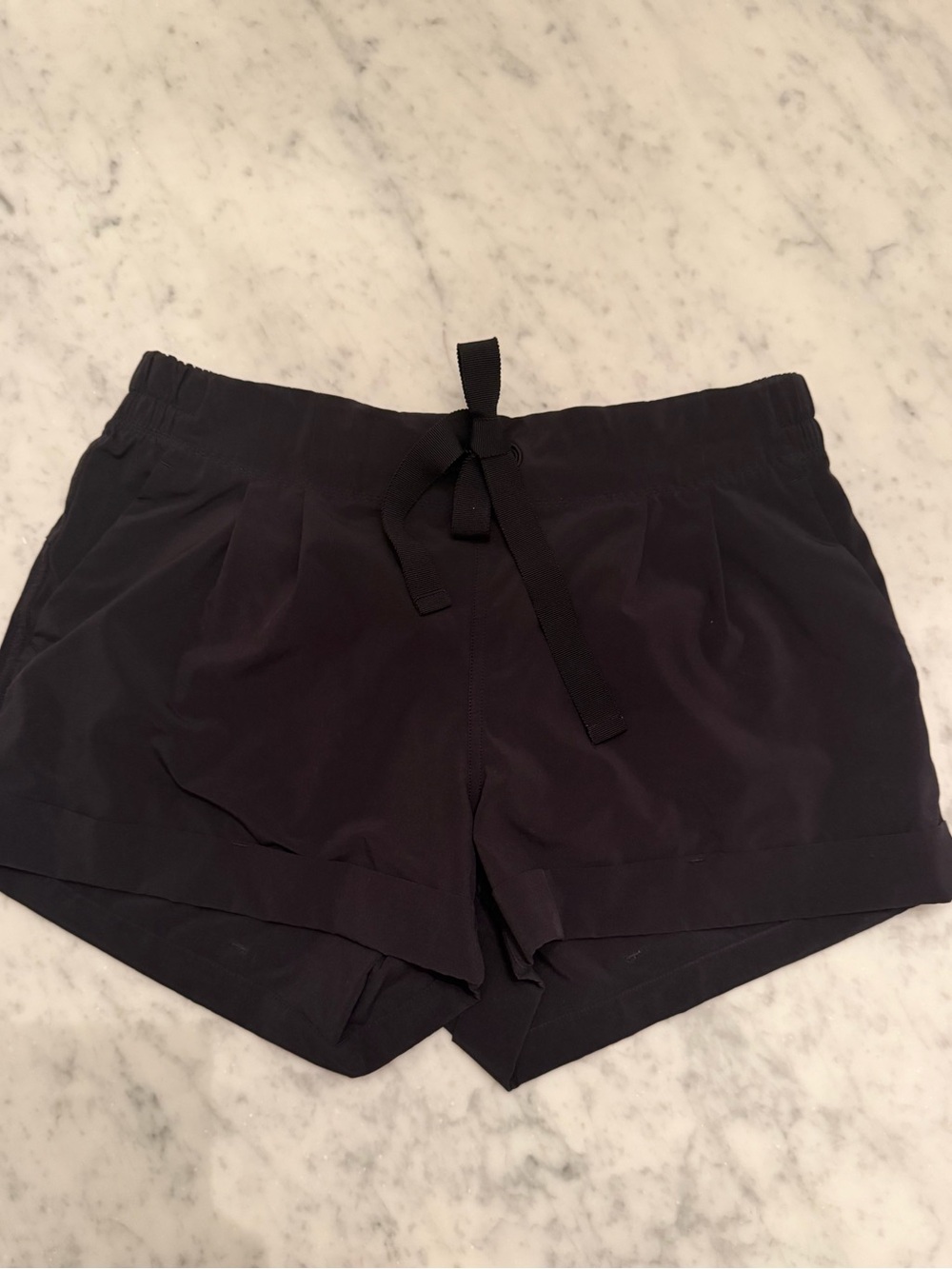 Lululemon Spring Break Away Shorts Black Size 8